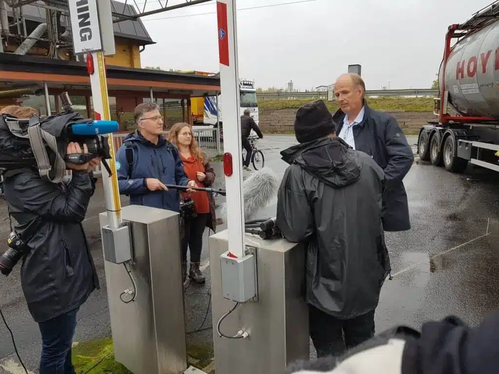 NMF aksjon mot Dynea – krever at Dynea rydder gift fra Brånåsen søppeldeponi 1